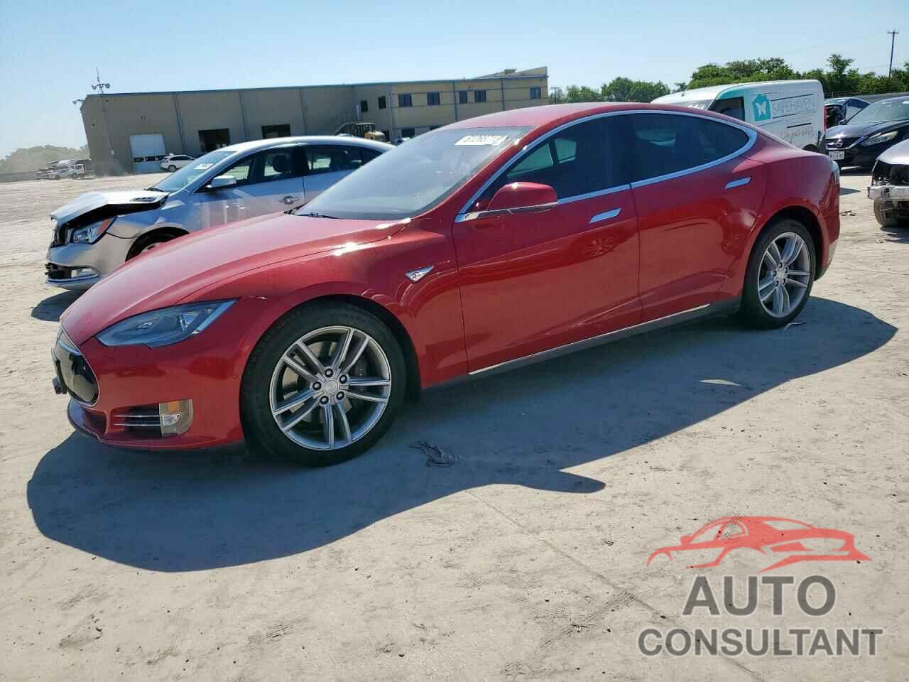 TESLA MODEL S 2015 - 5YJSA1E25FF103267