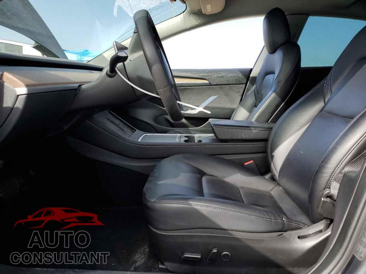 TESLA MODEL 3 2022 - 5YJ3E1EB7NF267028