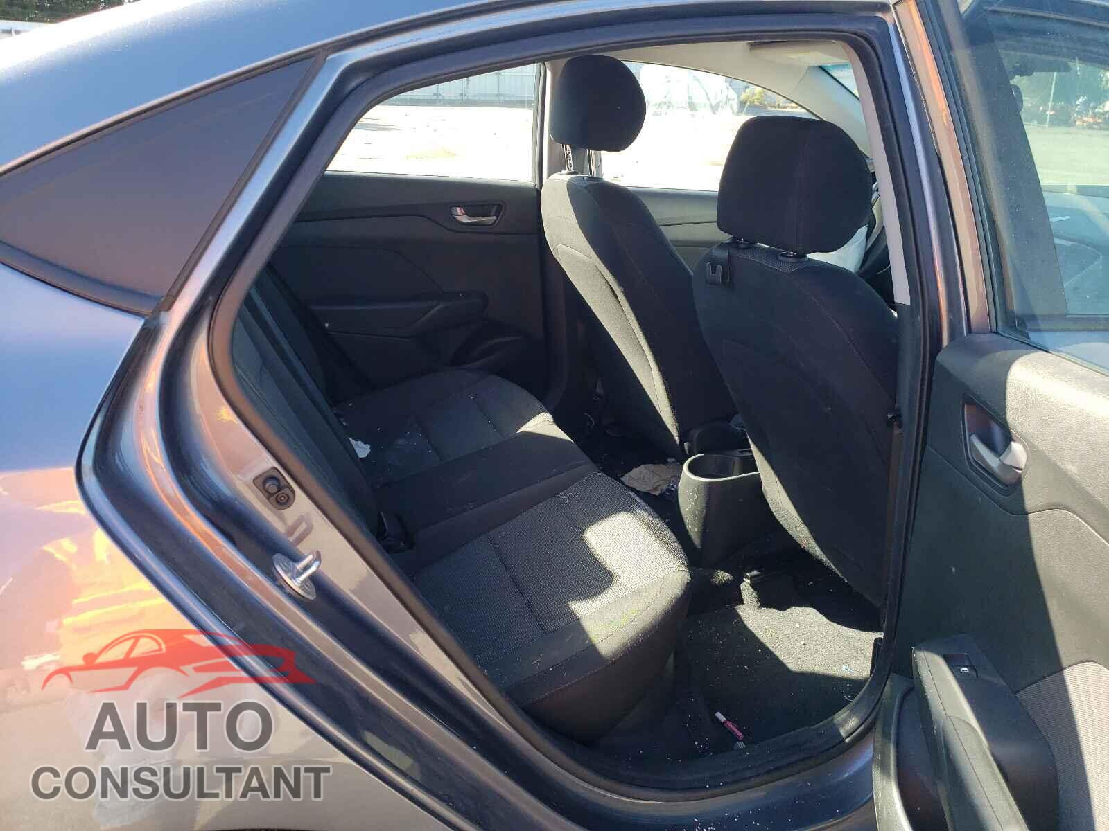 HYUNDAI ACCENT 2018 - 3KPC24A36JE020947
