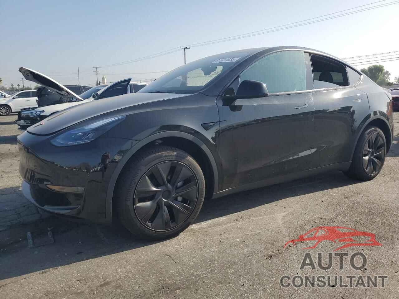 TESLA MODEL Y 2025 - 7SAYGDED7SF249758