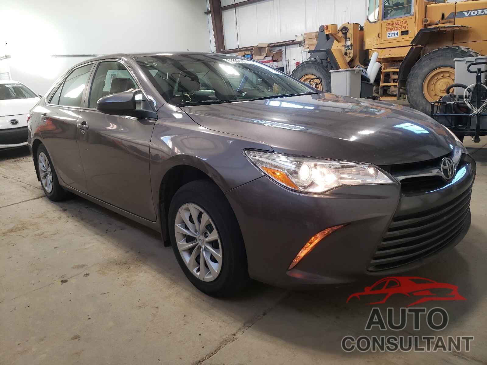 TOYOTA CAMRY 2017 - 4T1BF1FK2HU657582