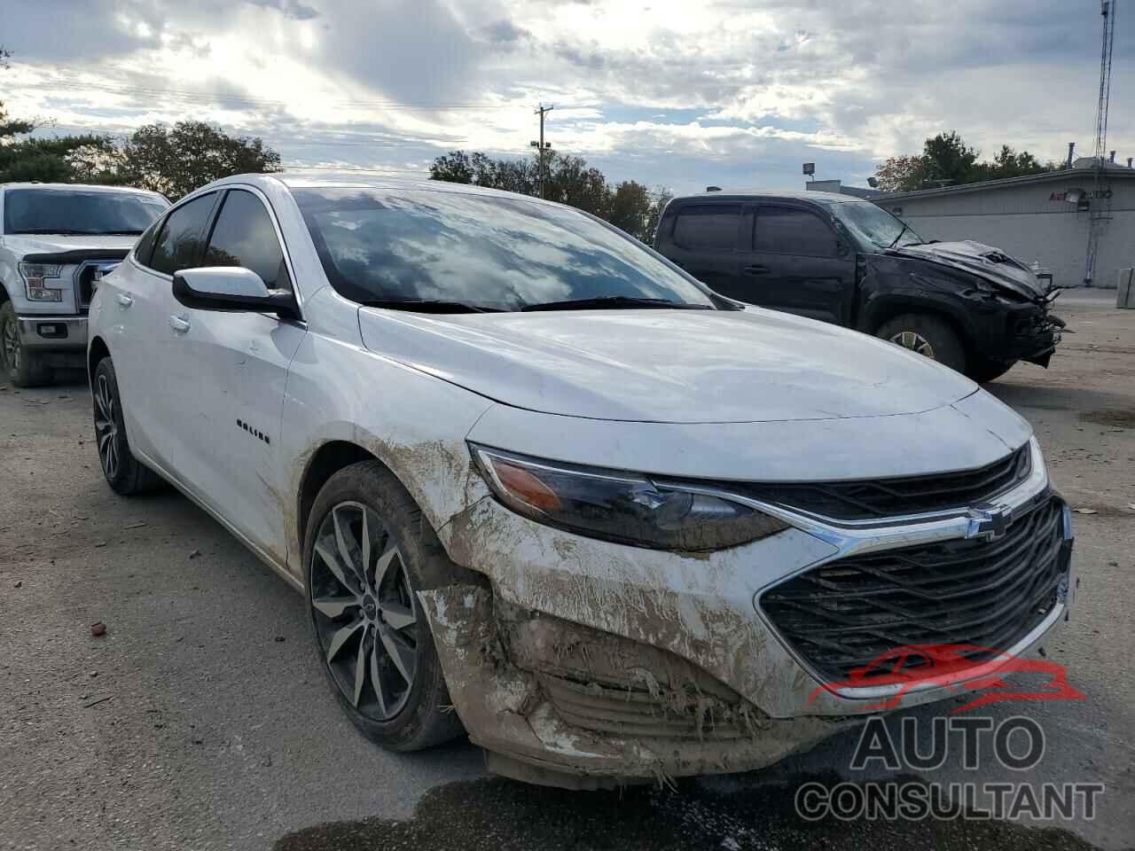 CHEVROLET MALIBU 2020 - 1G1ZG5ST5LF137453