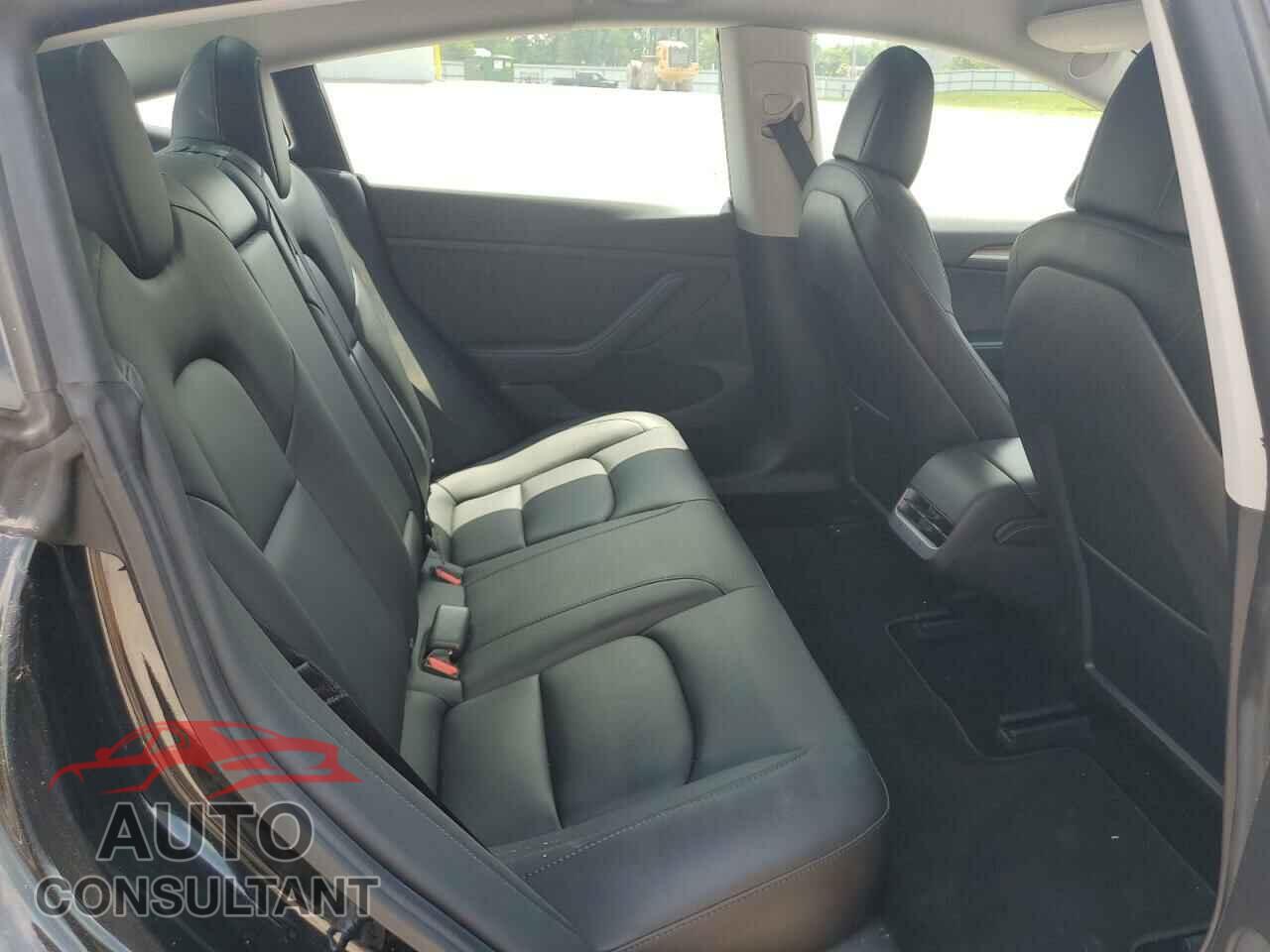 TESLA MODEL 3 2021 - 5YJ3E1EB4MF081218