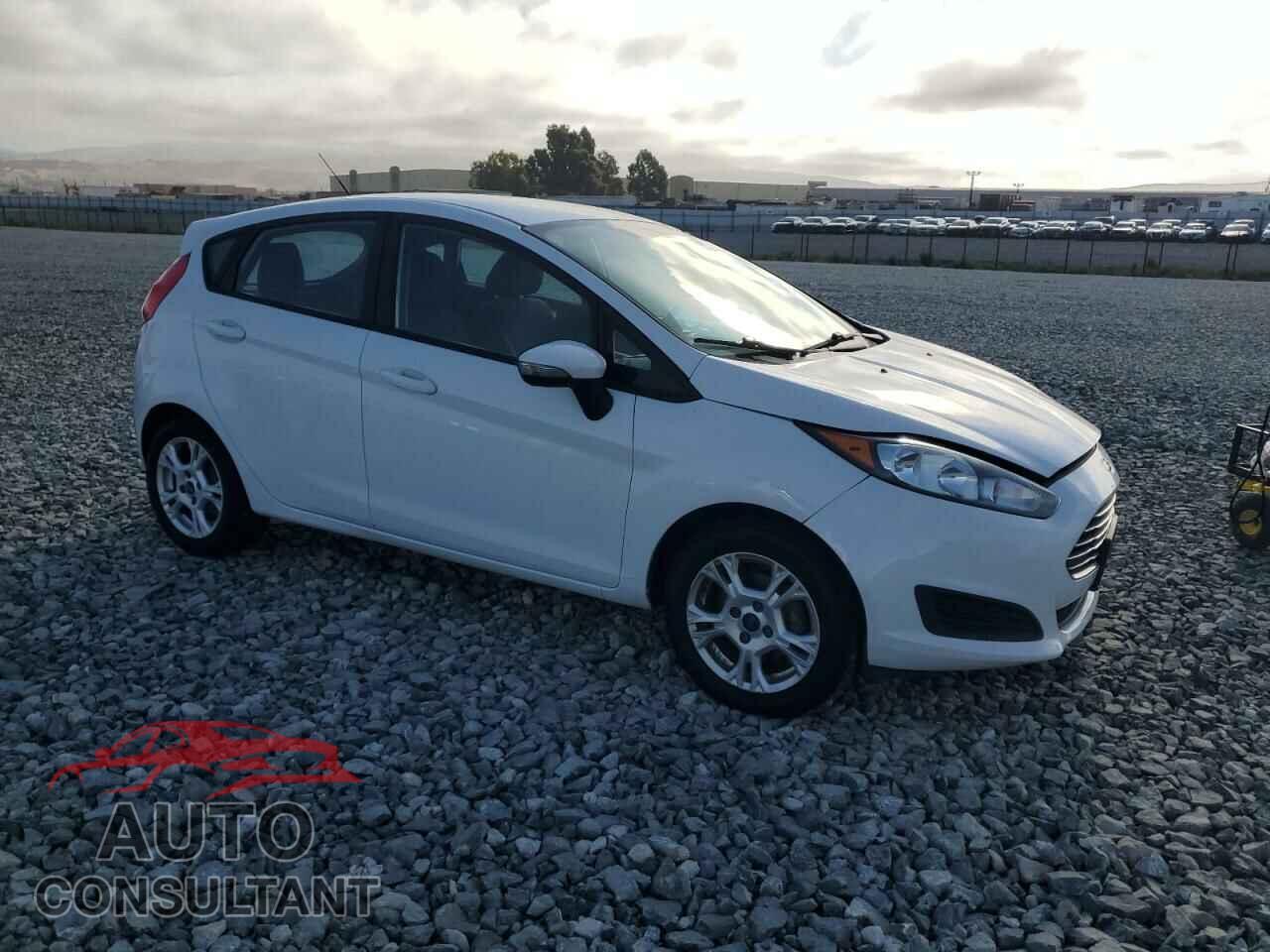 FORD FIESTA 2014 - 3FADP4EJ7EM228044