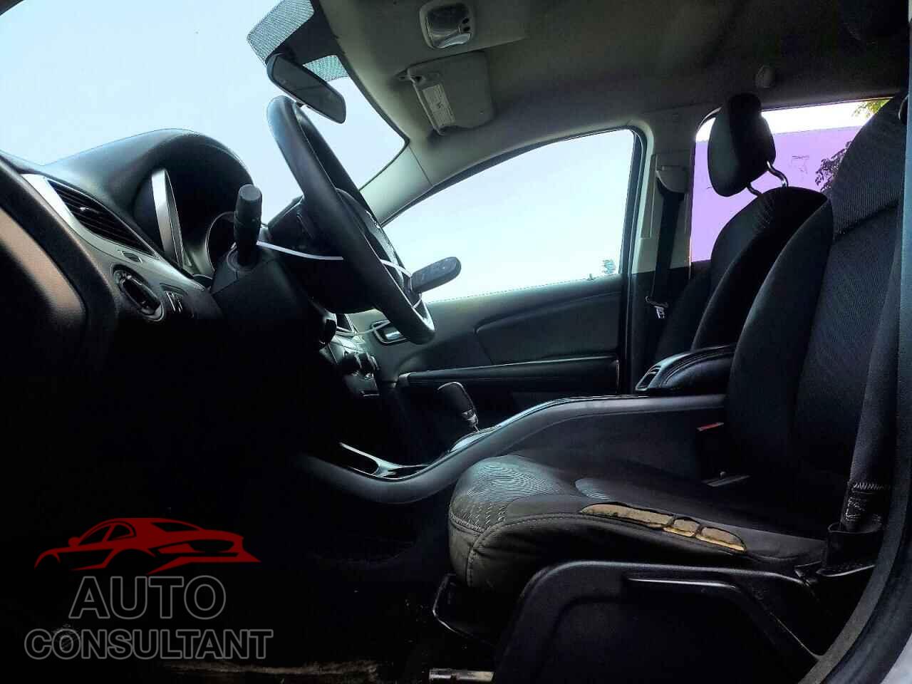 DODGE JOURNEY 2015 - 3C4PDCAB7FT608131