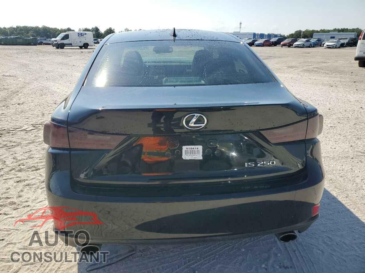 LEXUS IS 2015 - JTHBF1D27F5080738
