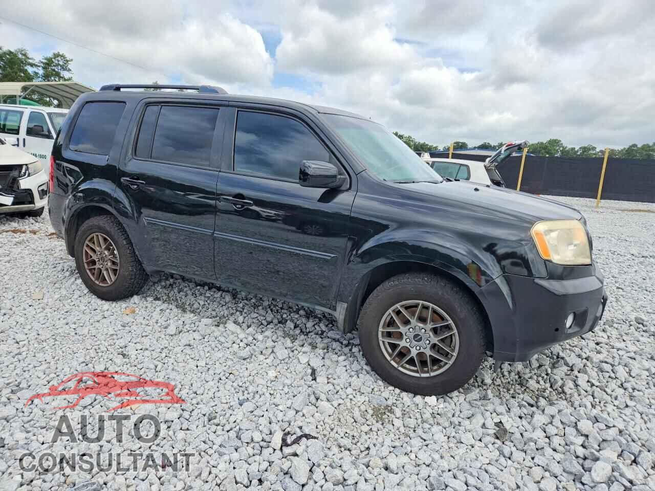 HONDA PILOT 2011 - 5FNYF4H5XBB002545