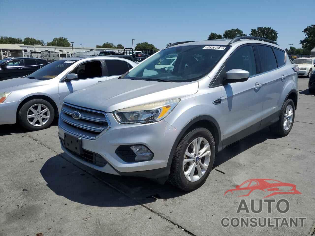 FORD ESCAPE 2018 - 1FMCU0GDXJUA11328
