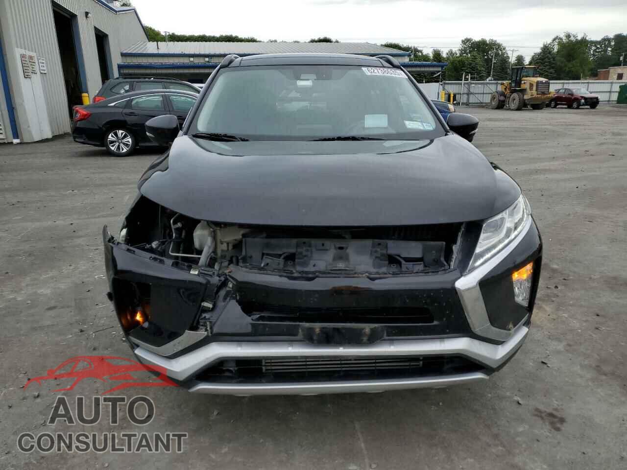 MITSUBISHI ECLIPSE 2018 - JA4AT5AAXJZ051013
