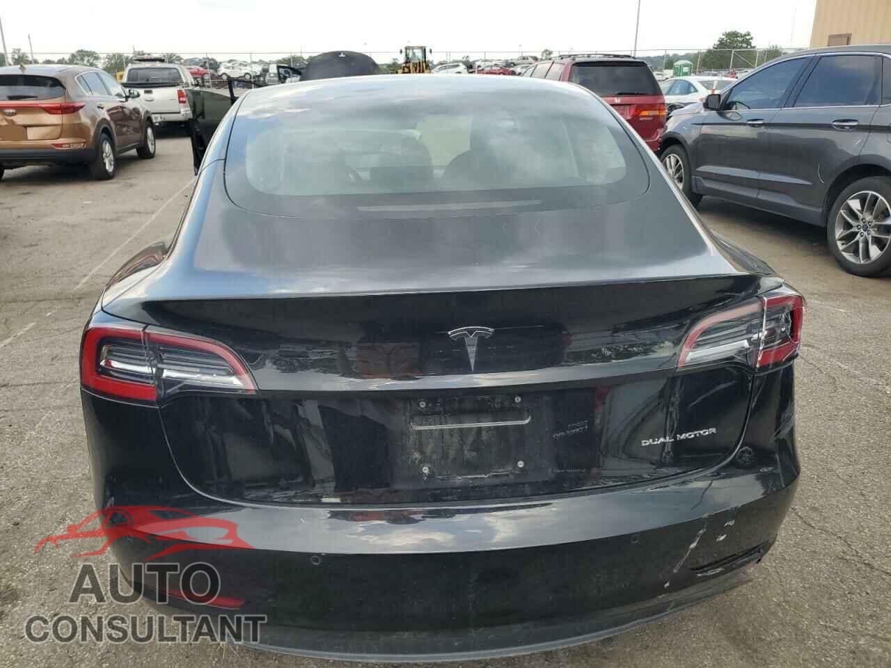 TESLA MODEL 3 2018 - 5YJ3E1EBXJF127338