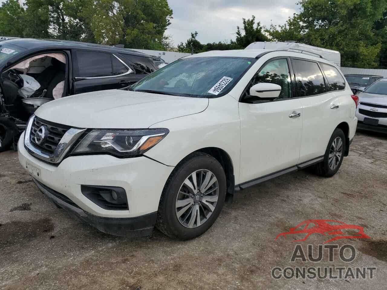 NISSAN PATHFINDER 2017 - 5N1DR2MM9HC676520