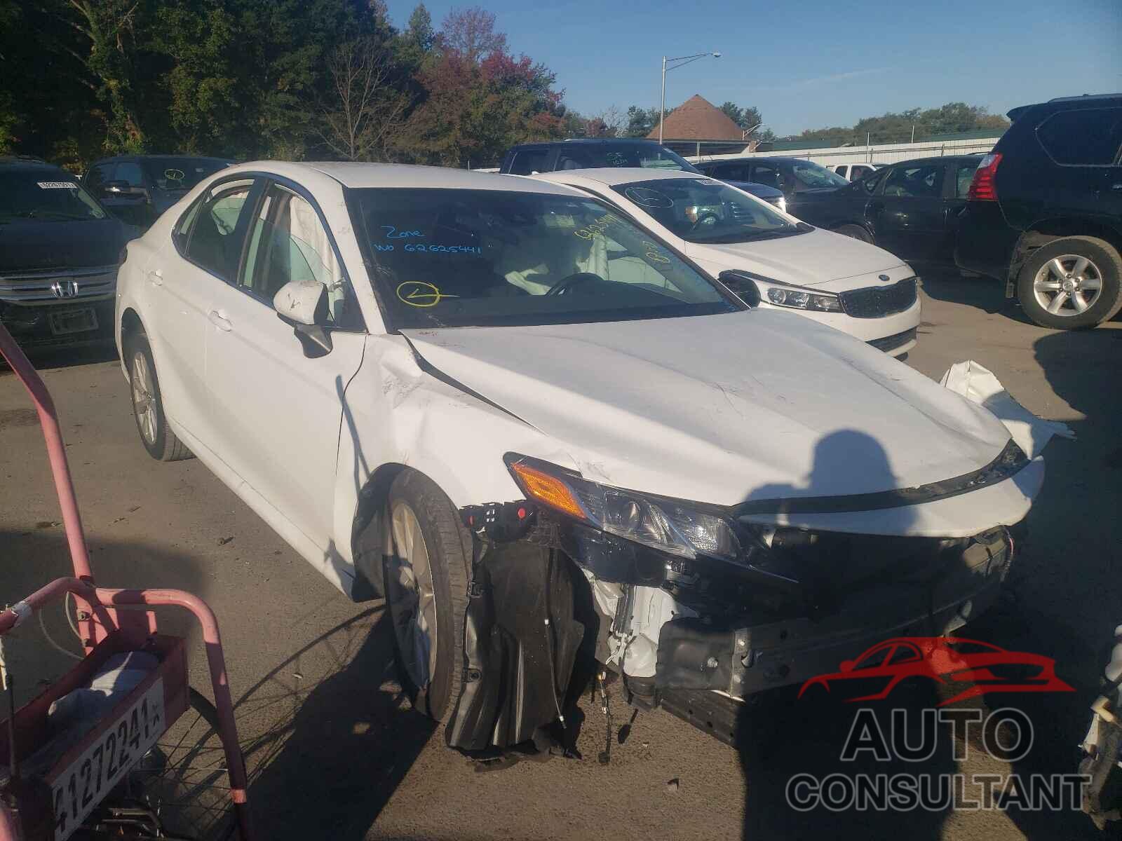 TOYOTA CAMRY 2019 - 4T1B11HK7KU180439