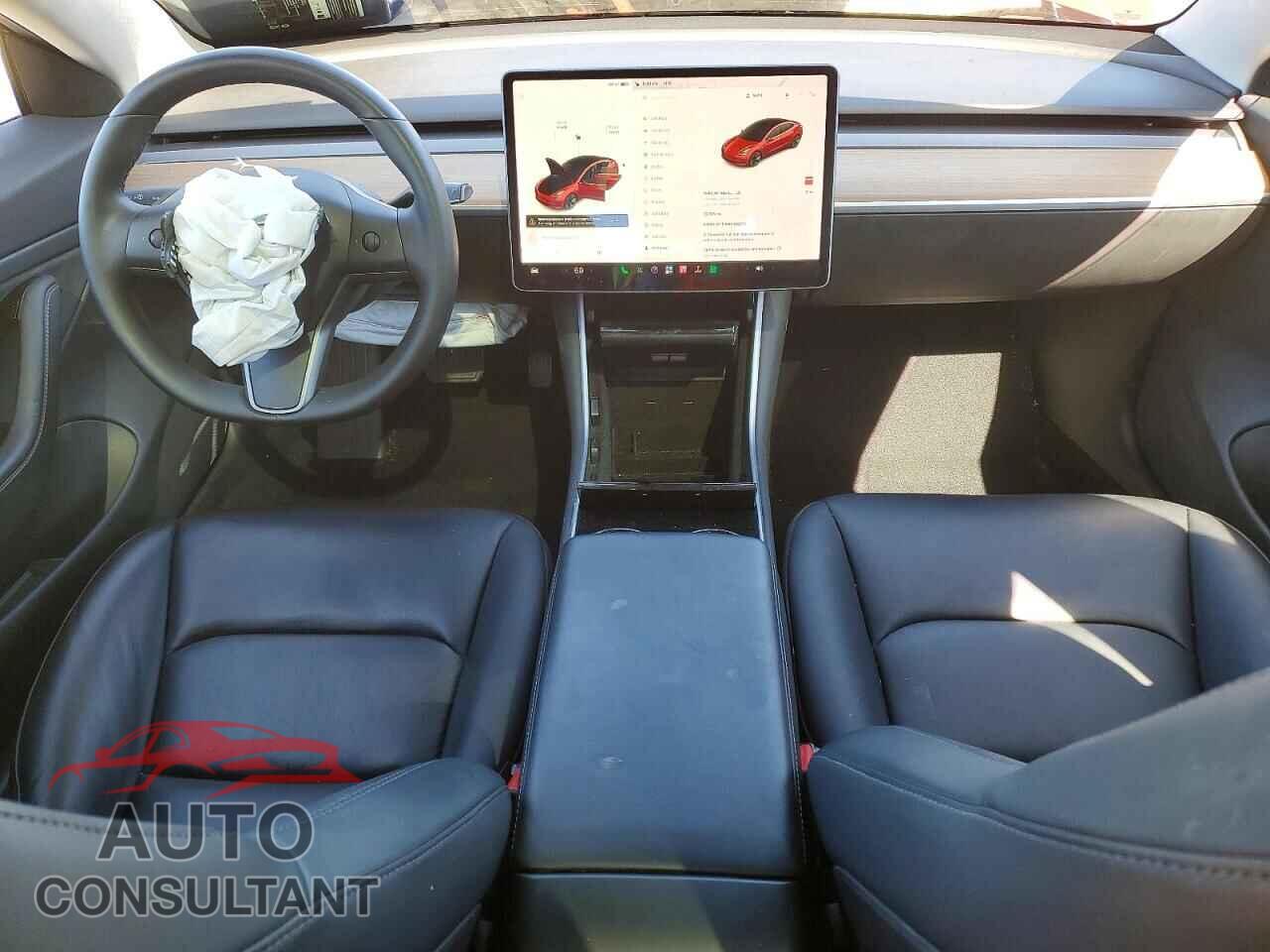 TESLA MODEL 3 2019 - 5YJ3E1EB3KF452365
