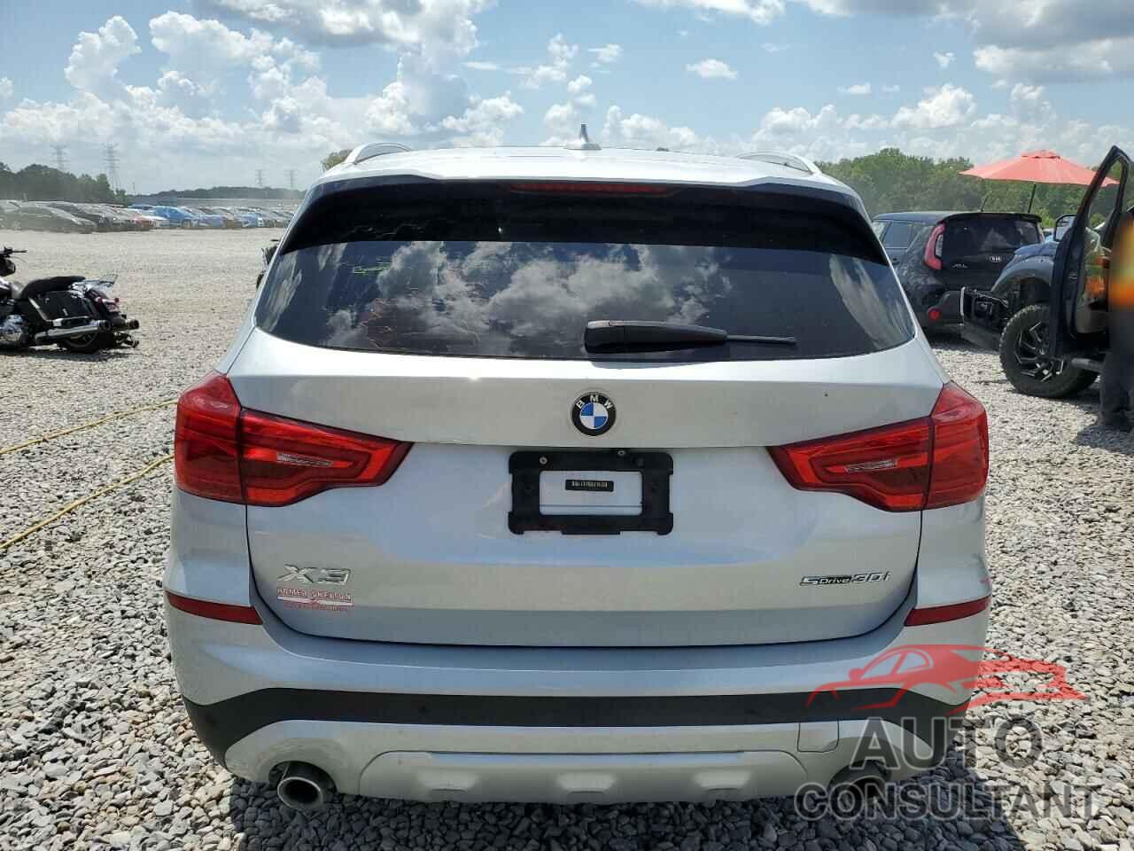 BMW X3 2019 - 5UXTR7C56KLR51046