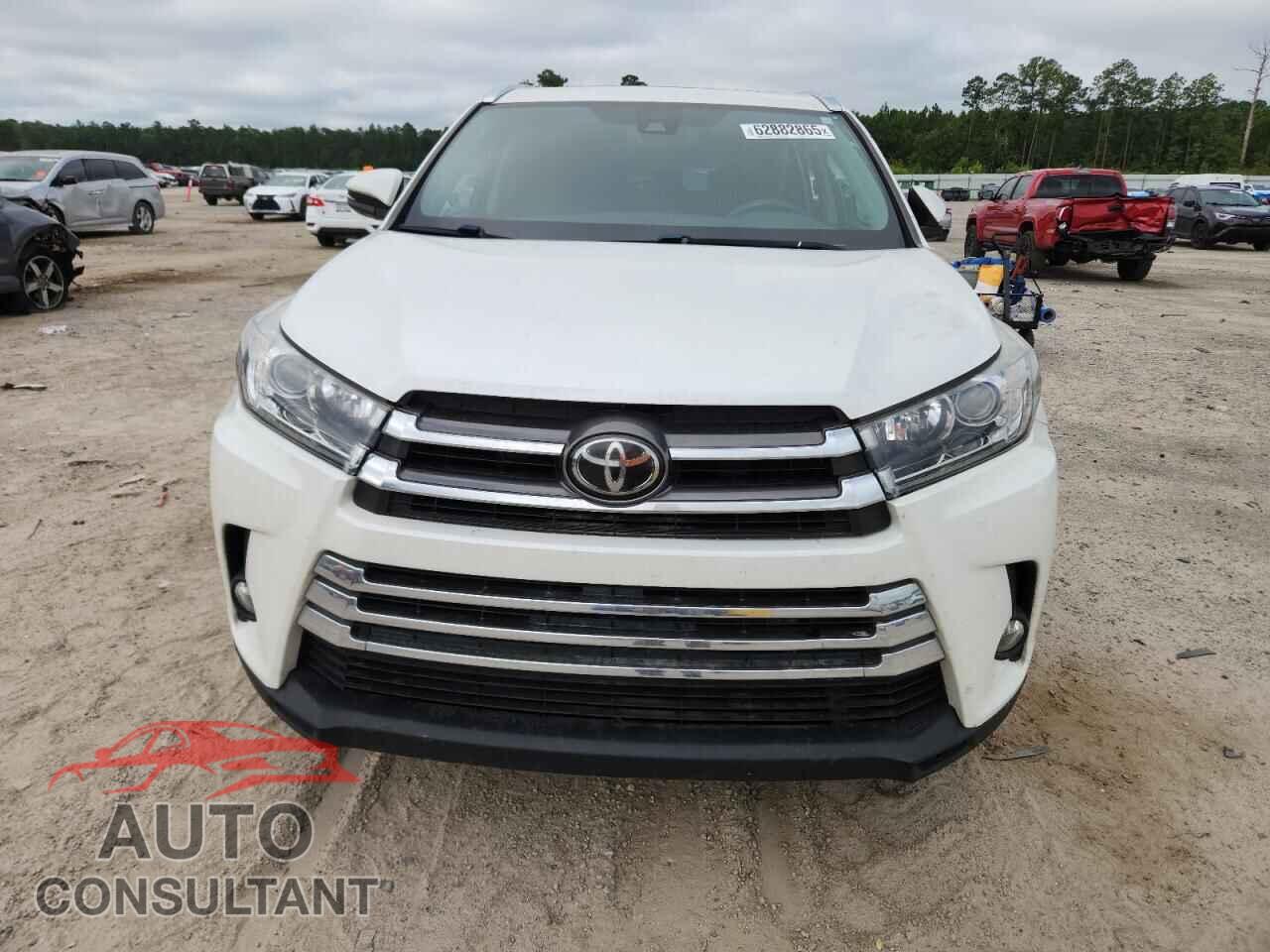 TOYOTA HIGHLANDER 2017 - 5TDYZRFH7HS223963