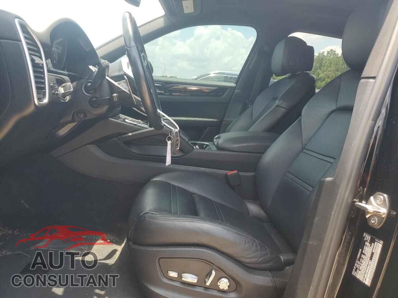 PORSCHE CAYENNE 2019 - WP1AB2AY8KDA61461
