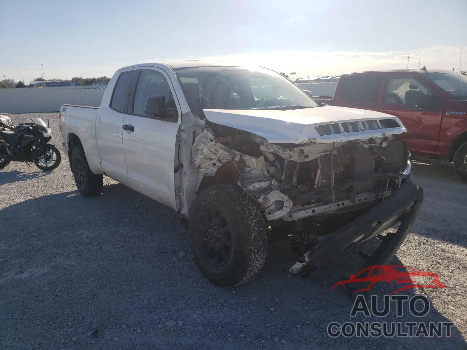 TOYOTA TUNDRA 2020 - 5TFUY5F18LX872512