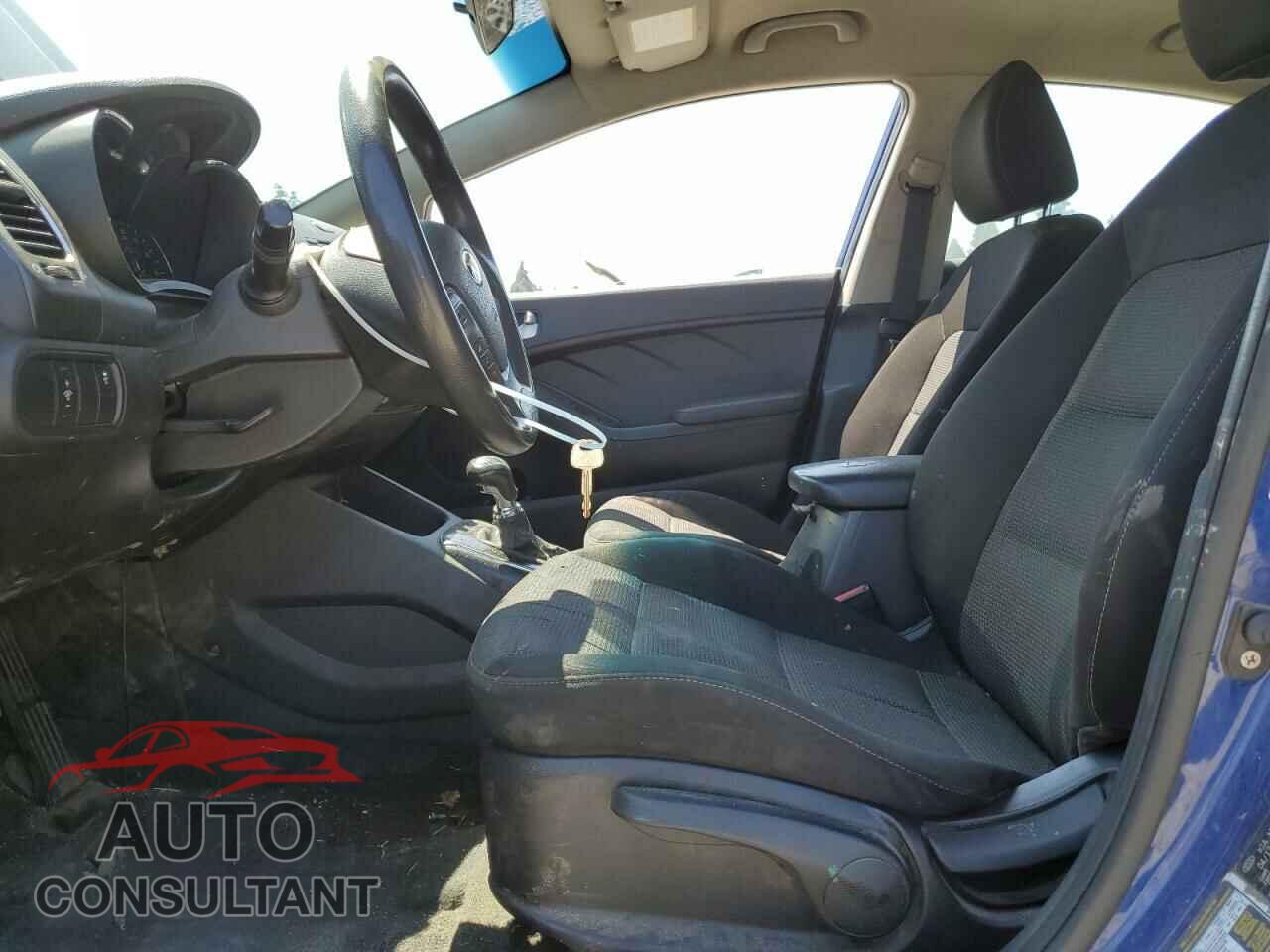 KIA FORTE 2017 - 3KPFK4A73HE146063