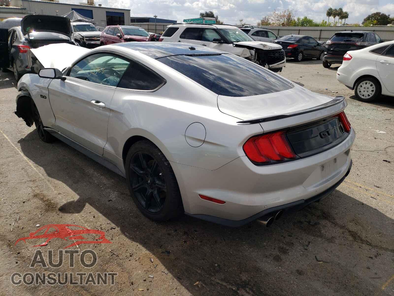 FORD MUSTANG 2019 - 1FA6P8CF8K5154200