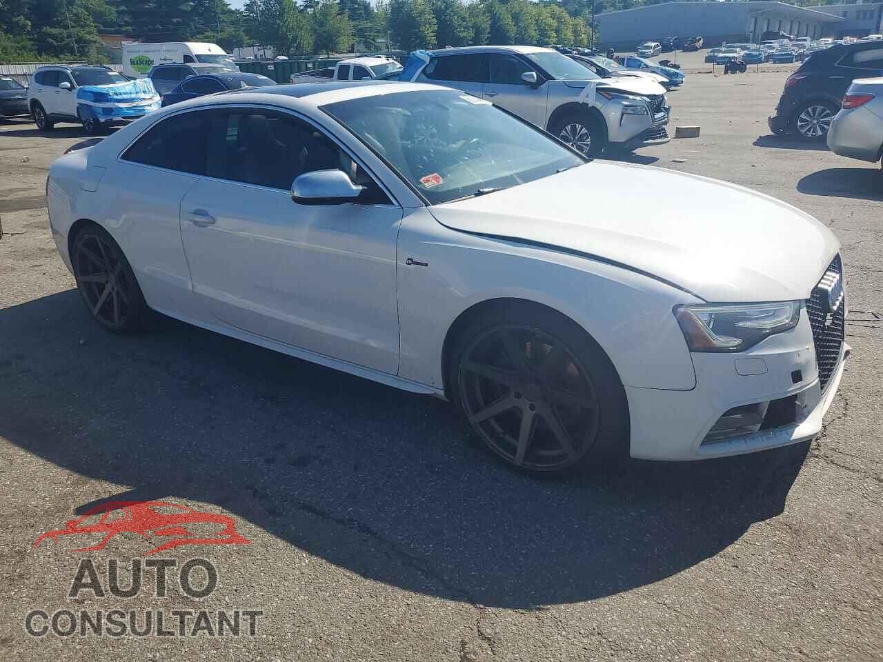 AUDI S5/RS5 2013 - WAUCGAFR8DA031496
