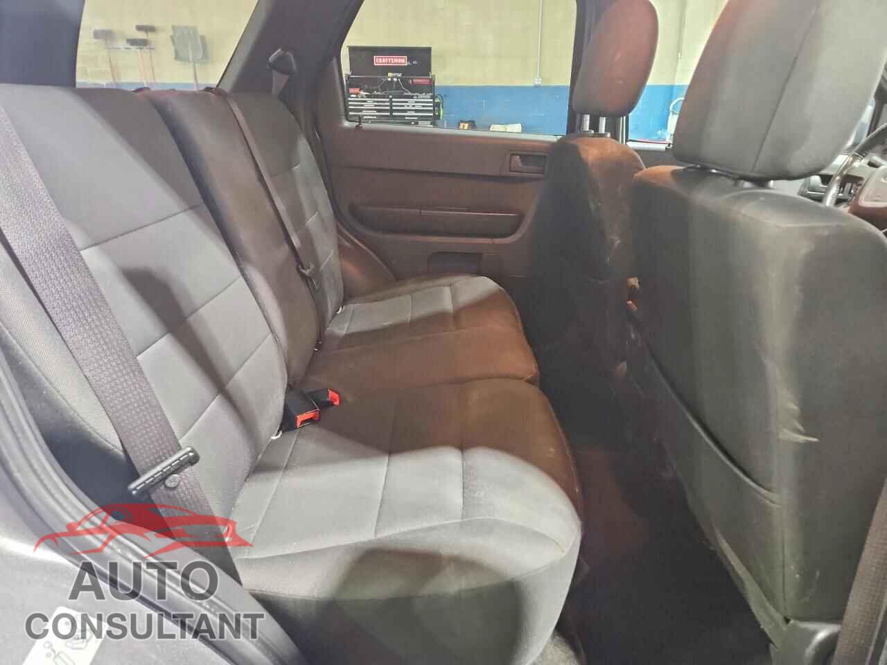 FORD ESCAPE 2012 - 1FMCU9DG1CKB40513