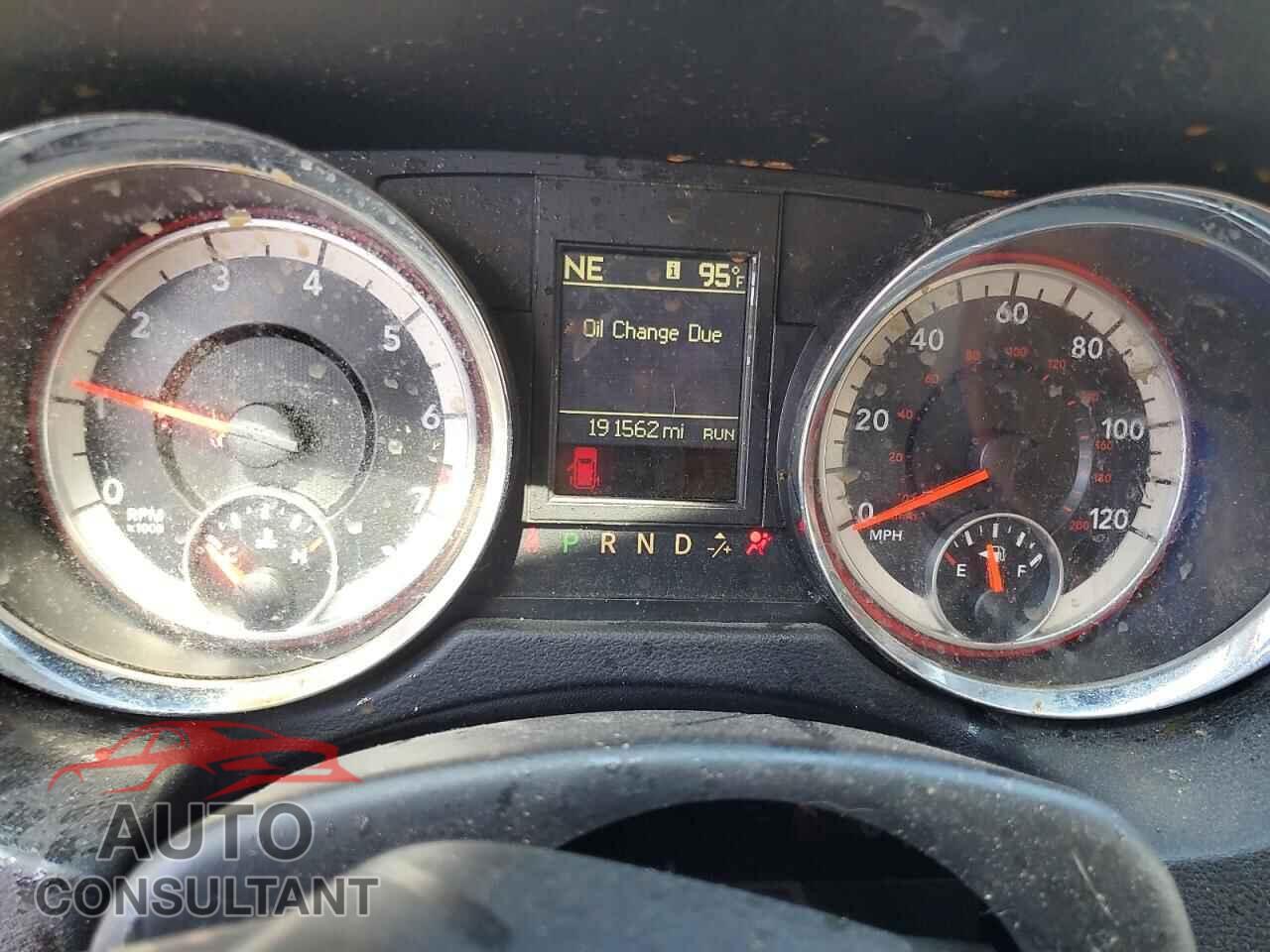 DODGE CARAVAN 2015 - 2C4RDGCG2FR712070