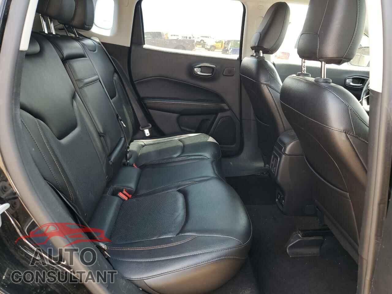 JEEP COMPASS 2017 - 3C4NJDCBXHT640898