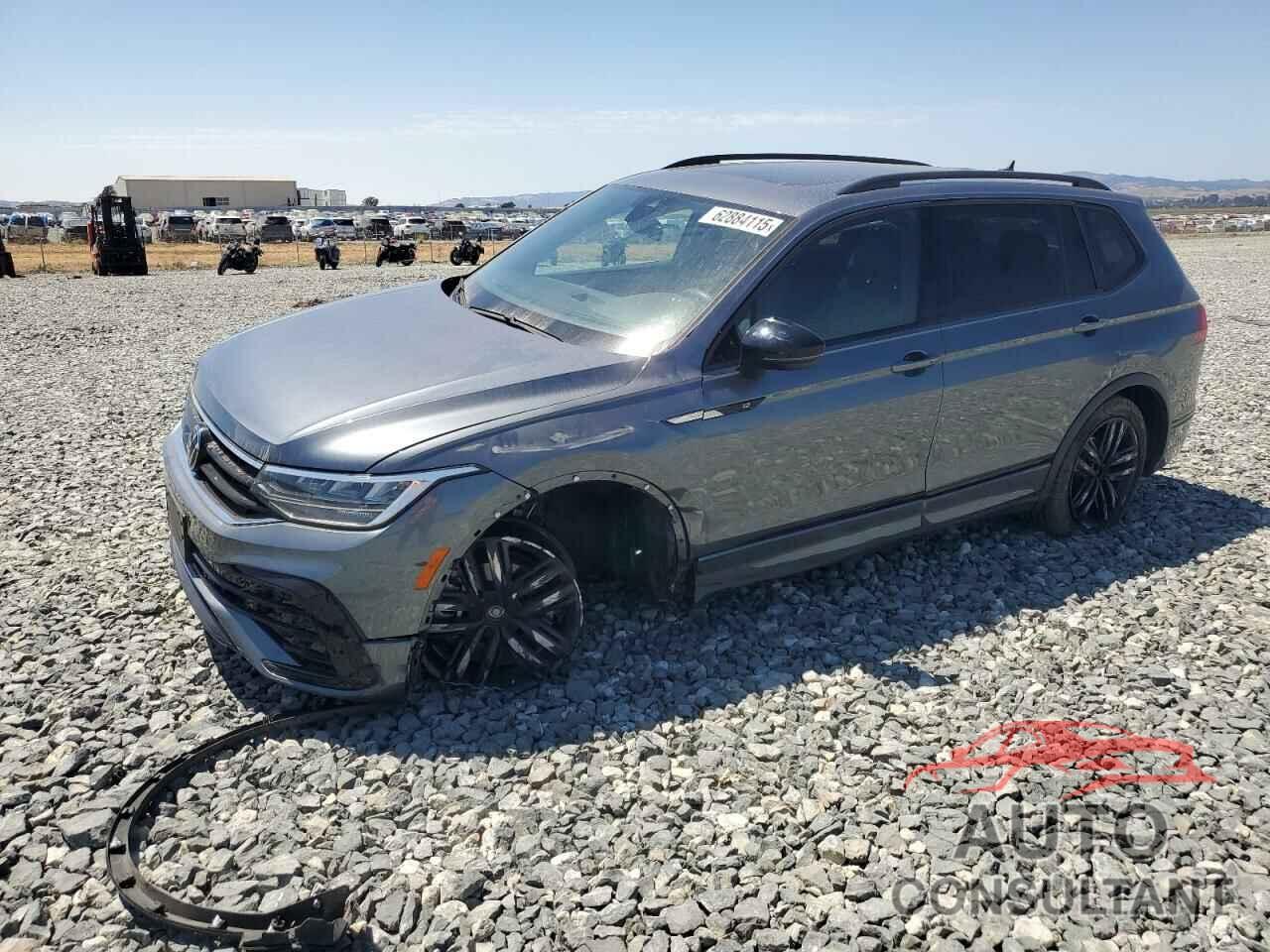 VOLKSWAGEN TIGUAN 2022 - 3VV8B7AX7NM032824