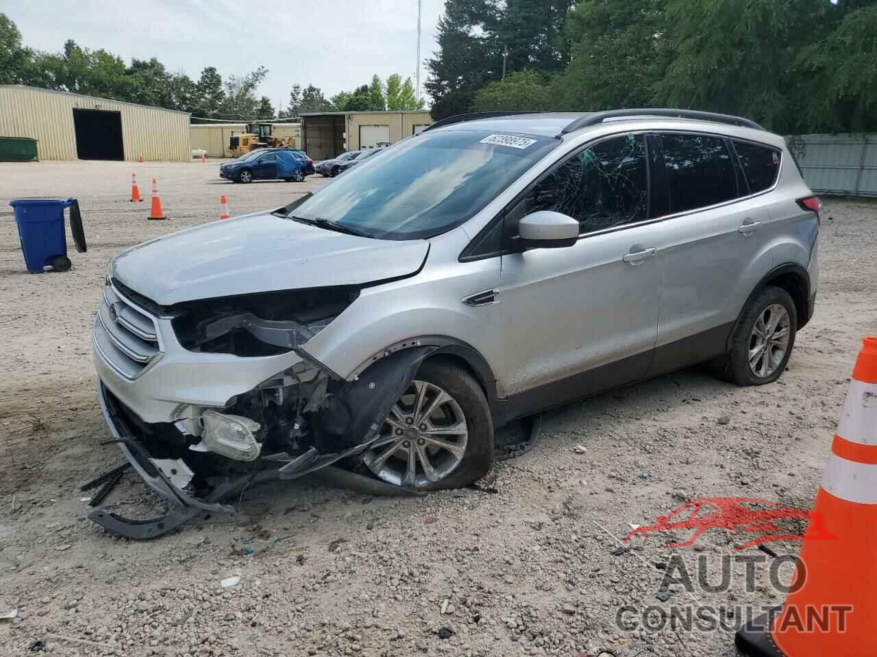 FORD ESCAPE 2018 - 1FMCU0GD9JUC74779
