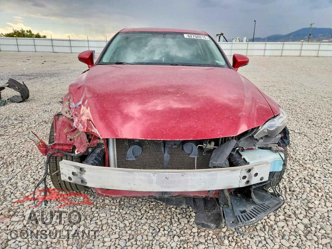 LEXUS IS 2015 - JTHBF1D24F5054565