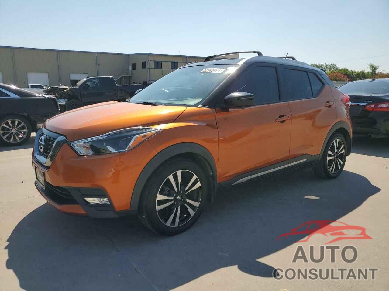 NISSAN KICKS 2018 - 3N1CP5CU3JL502917