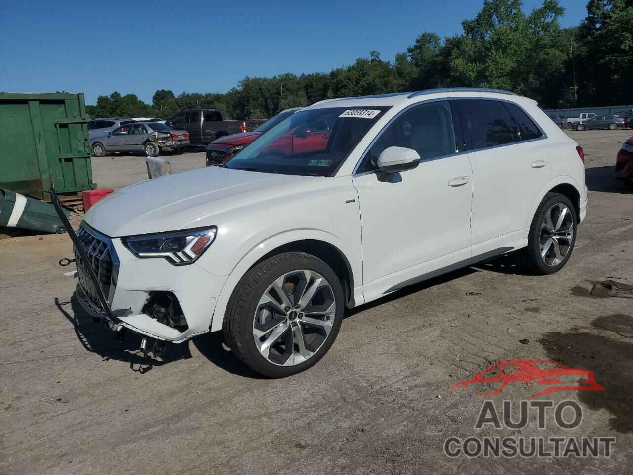 AUDI Q3 2021 - WA1EECF39M1041120