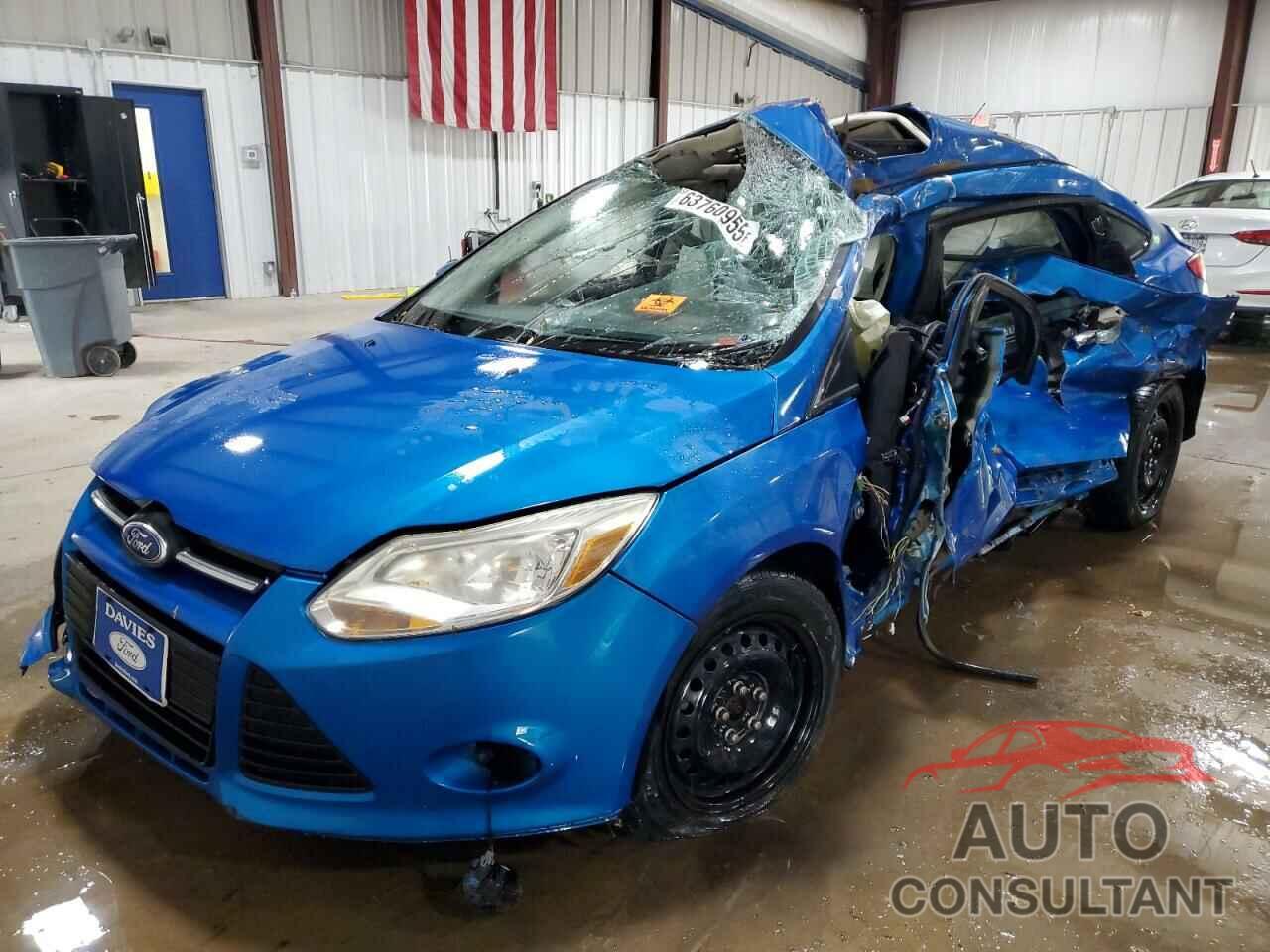 FORD FOCUS 2012 - 1FAHP3F24CL127755