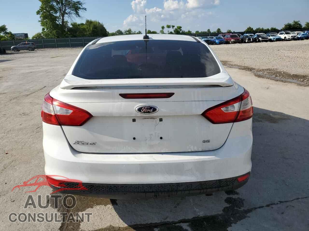 FORD FOCUS 2014 - 1FADP3F28EL314563