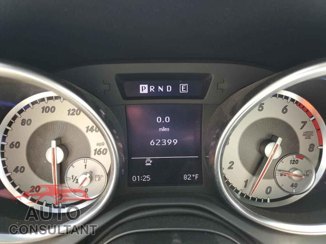 MERCEDES-BENZ SLK-CLASS 2012 - WDDPK4HA1CF038227