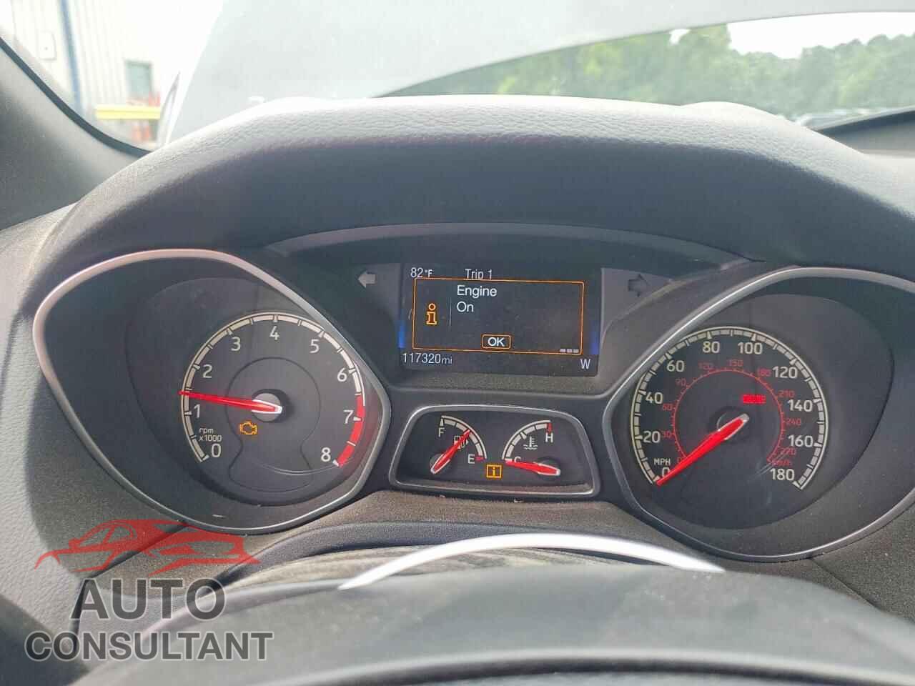 FORD FOCUS 2016 - 1FADP3L95GL350506