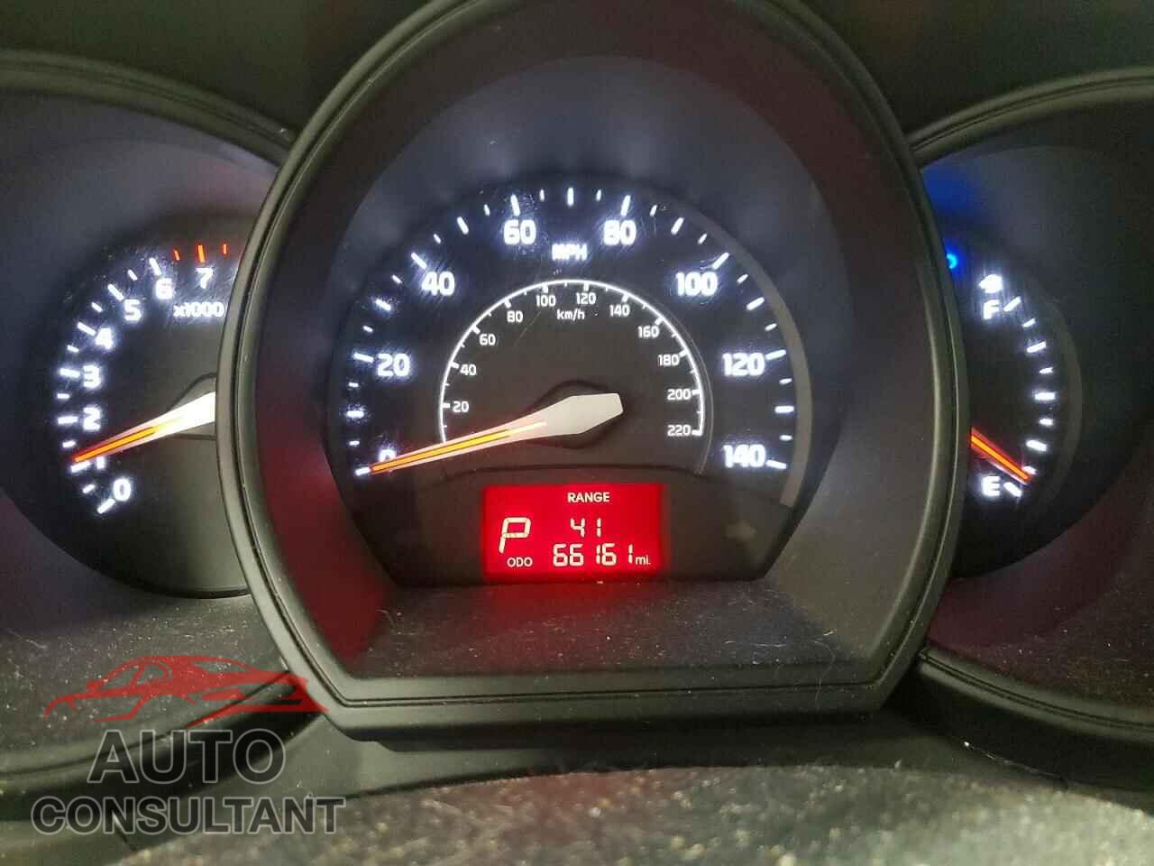 KIA RIO 2013 - KNADN5A35D6126041