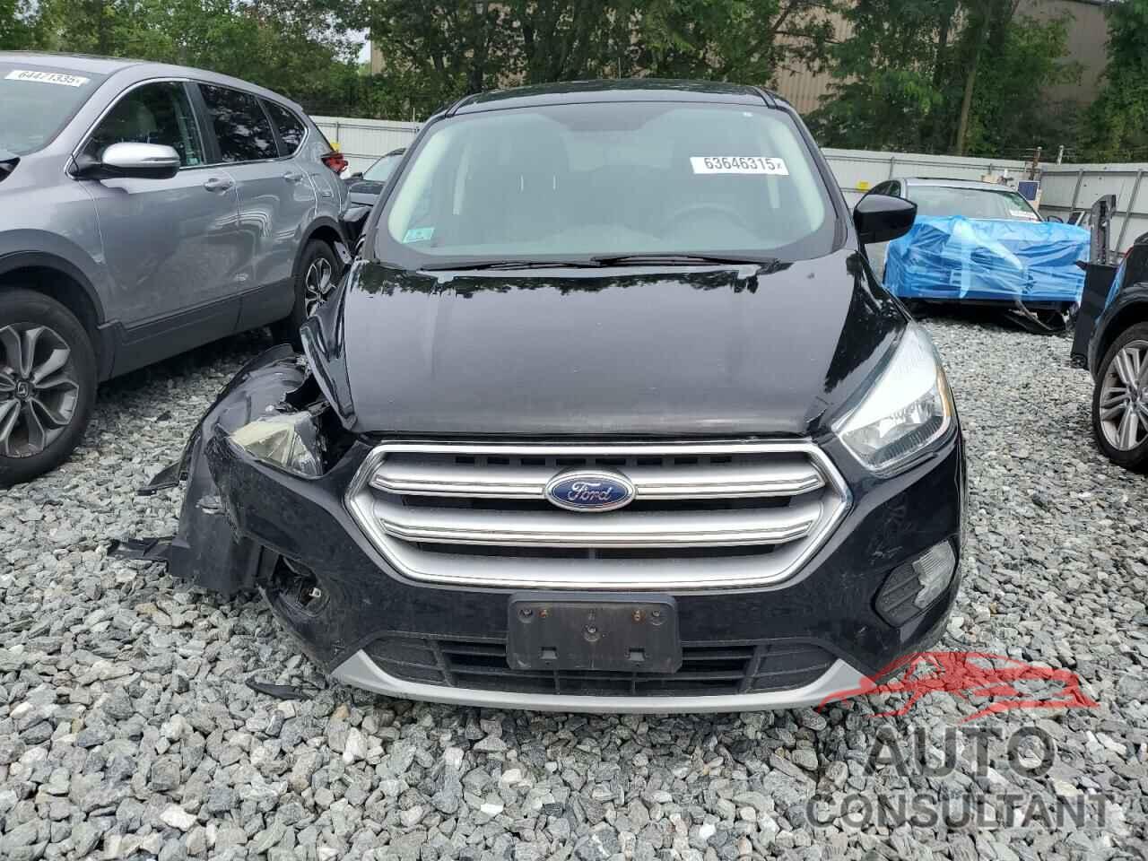 FORD ESCAPE 2017 - 1FMCU9GD0HUB25322