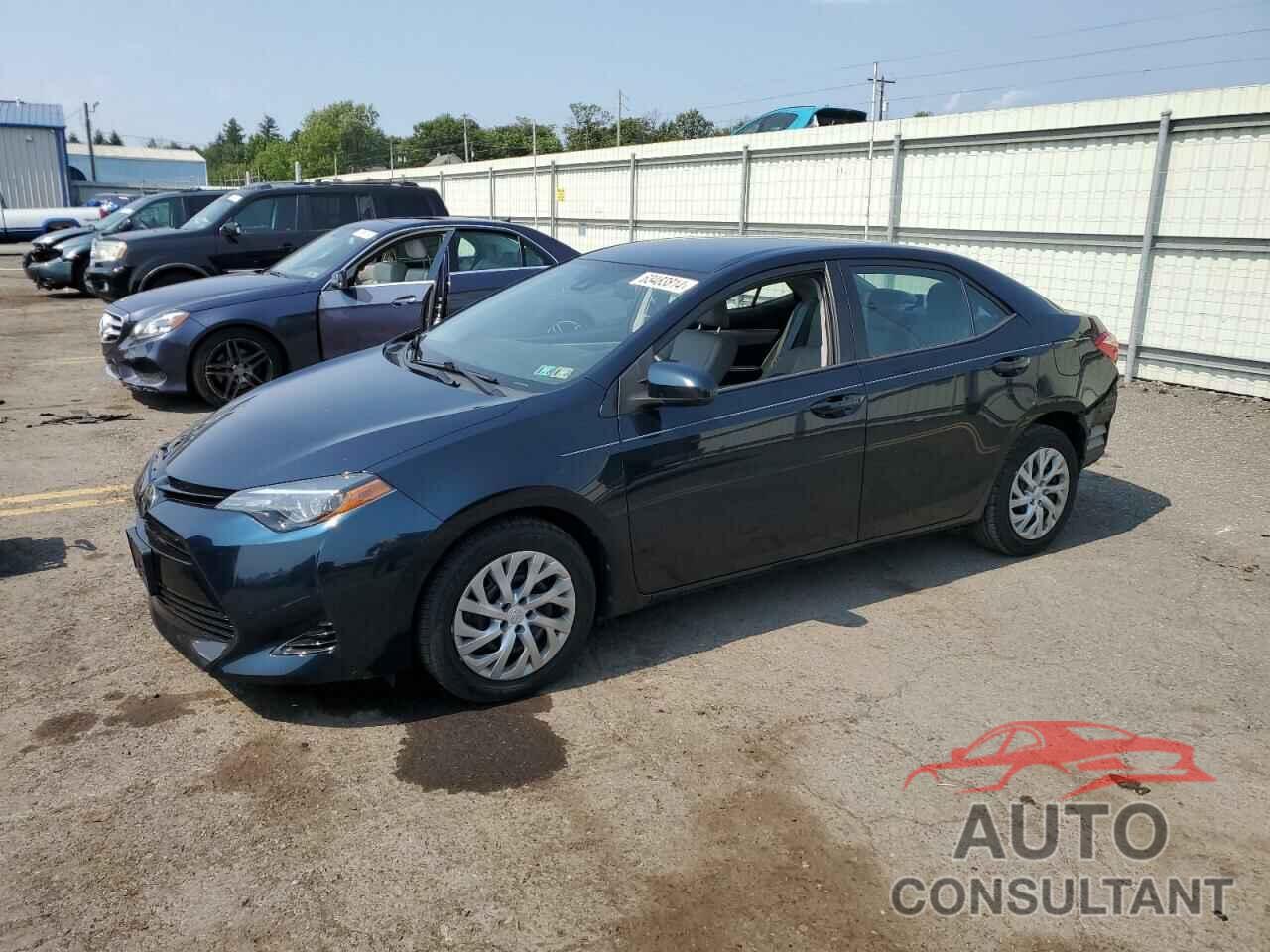 TOYOTA COROLLA 2018 - 2T1BURHE0JC018622