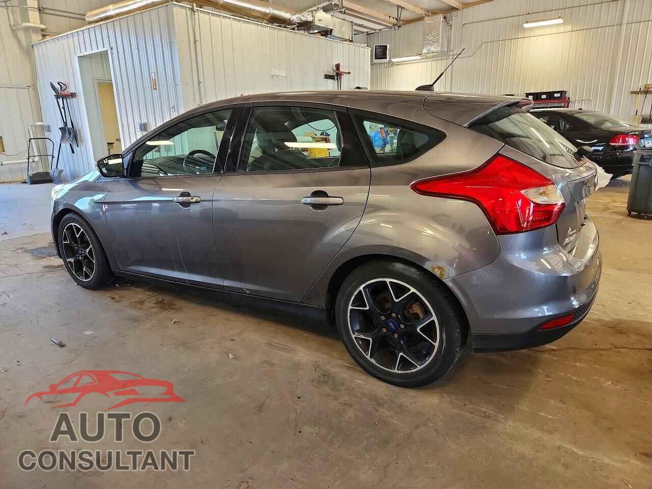 FORD FOCUS 2014 - 1FADP3K28EL357533