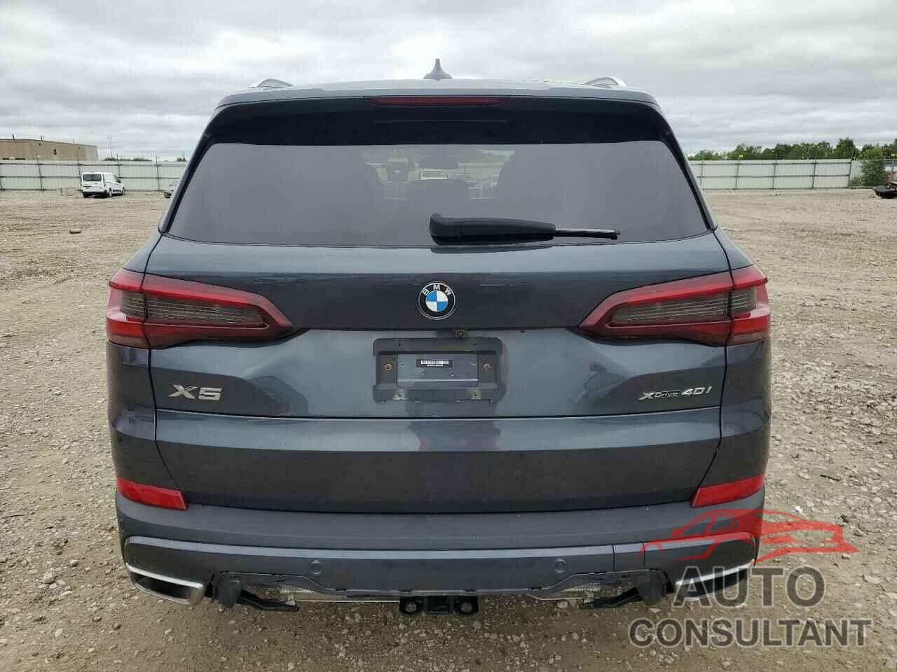 BMW X5 2021 - 5UXCR6C01M9E49207