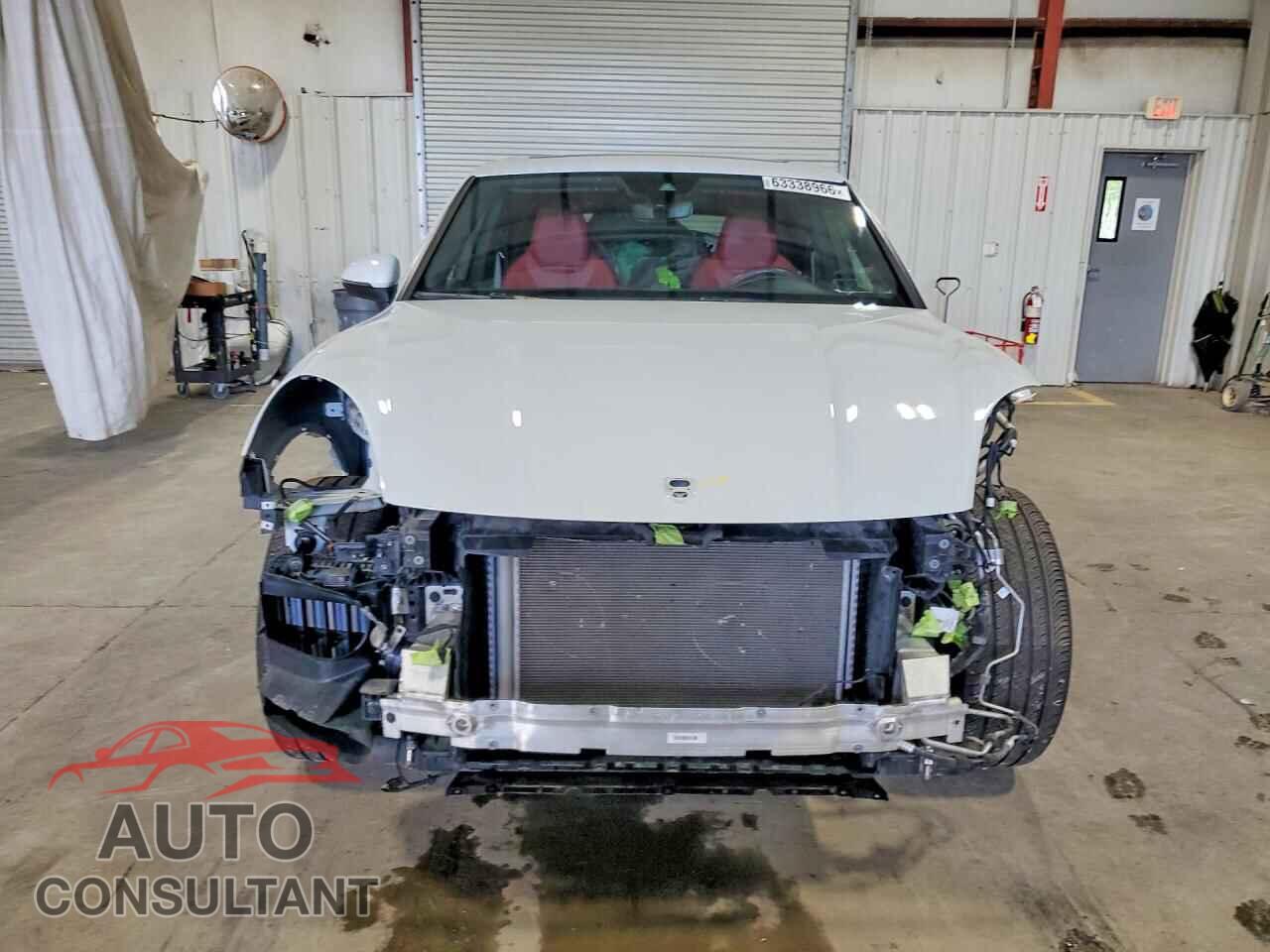 PORSCHE CAYENNE 2023 - WP1AA2AY2PDA00147