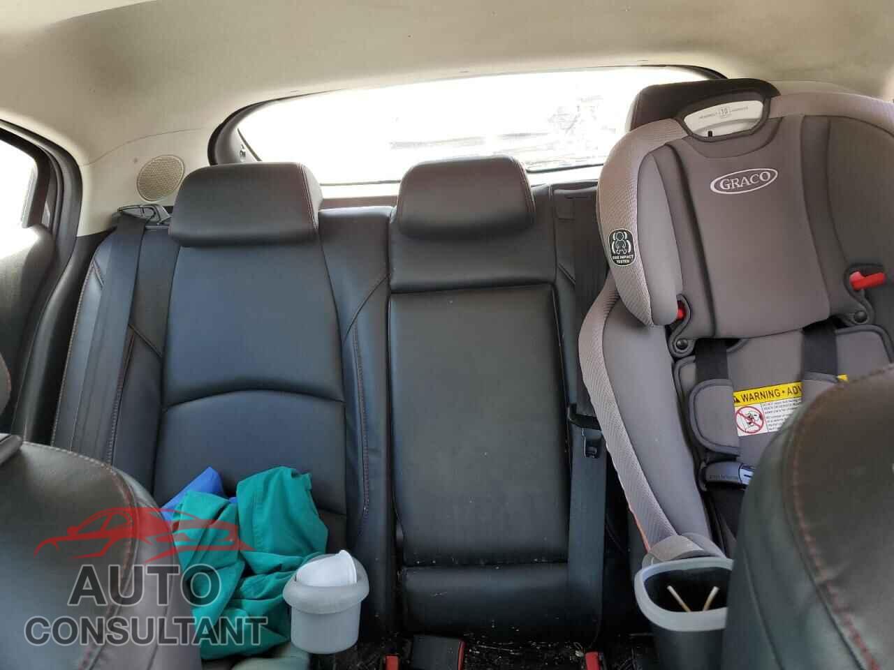 MAZDA 3 2014 - JM1BM1M76E1155972