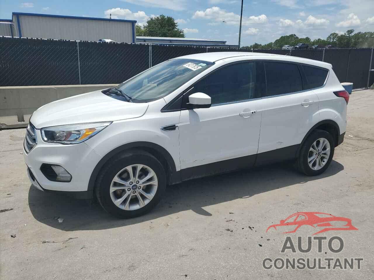 FORD ESCAPE 2019 - 1FMCU0GDXKUB95039