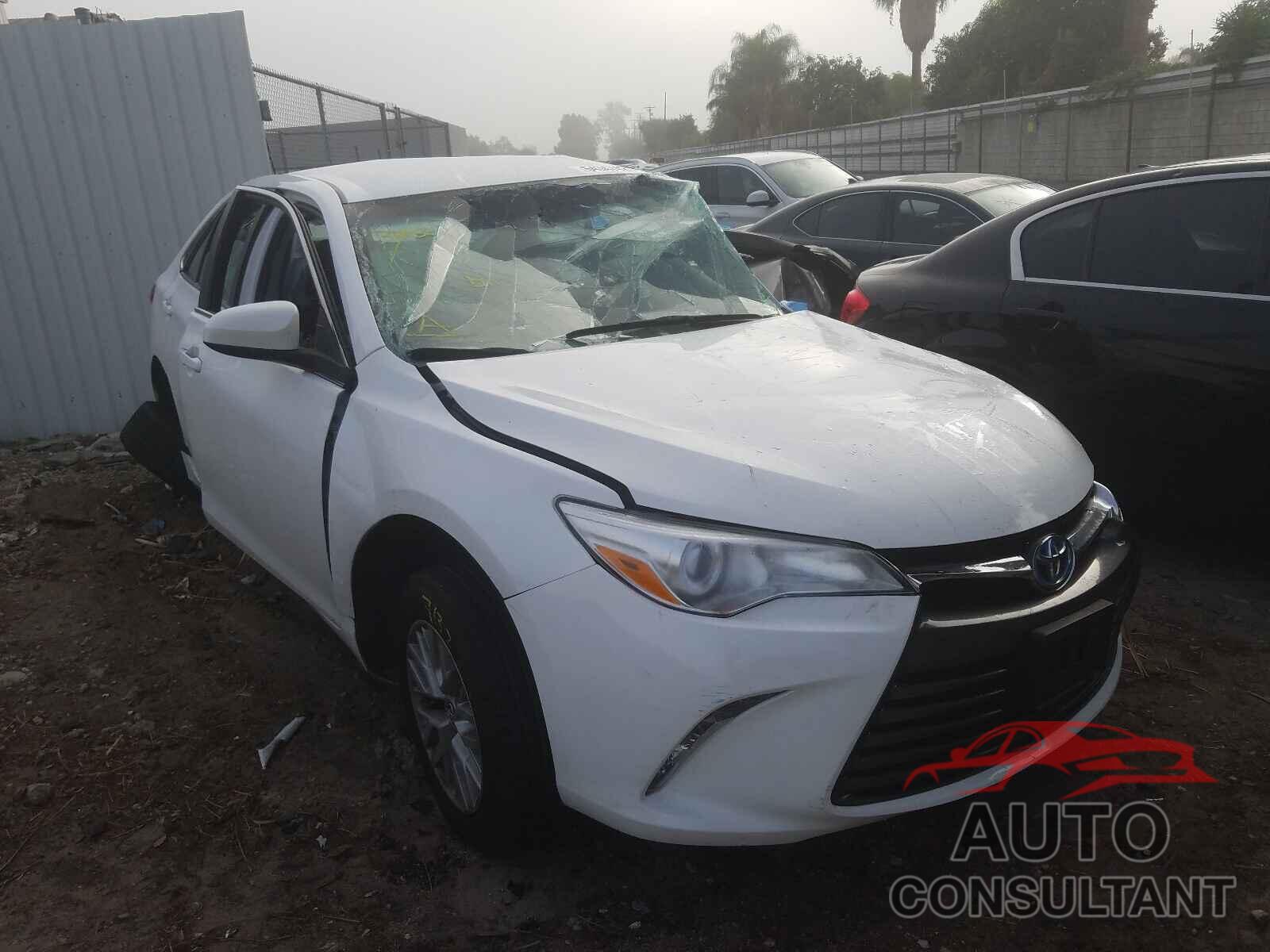 TOYOTA CAMRY 2017 - 4T1BF1FK3HU352883