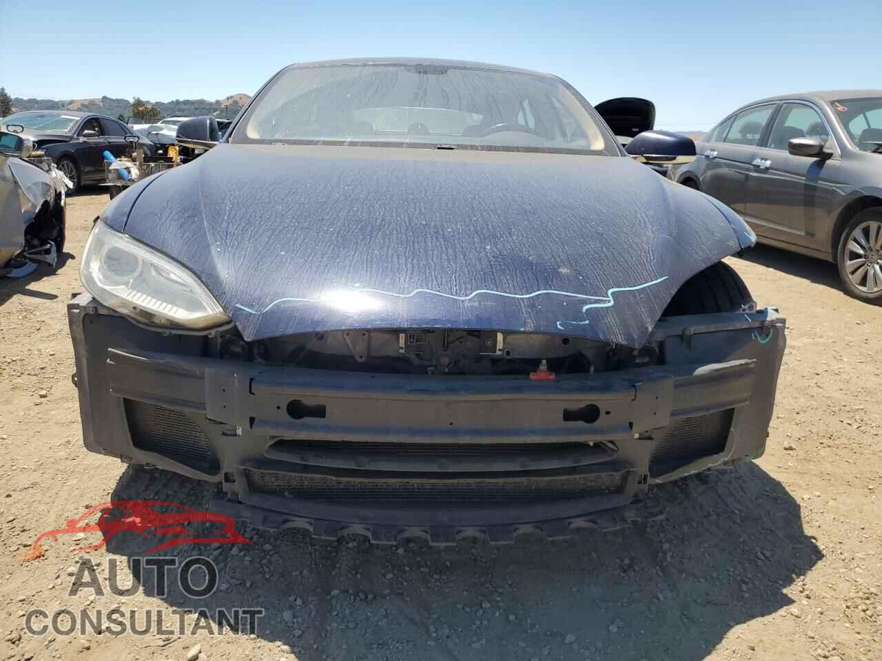 TESLA MODEL S 2013 - 5YJSA1CN2DFP09118