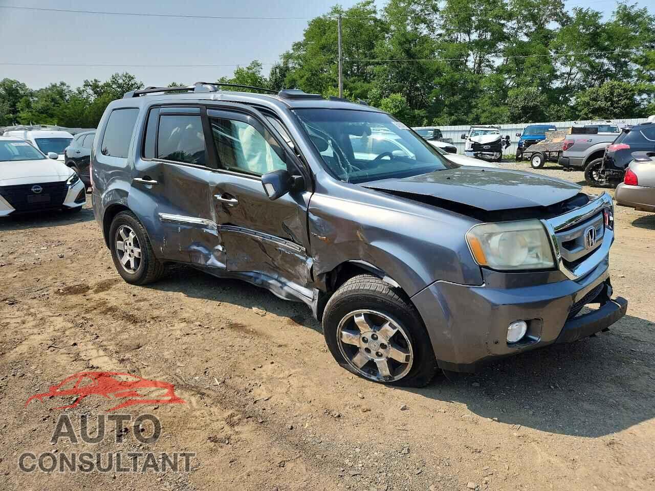 HONDA PILOT 2011 - 5FNYF4H98BB094855