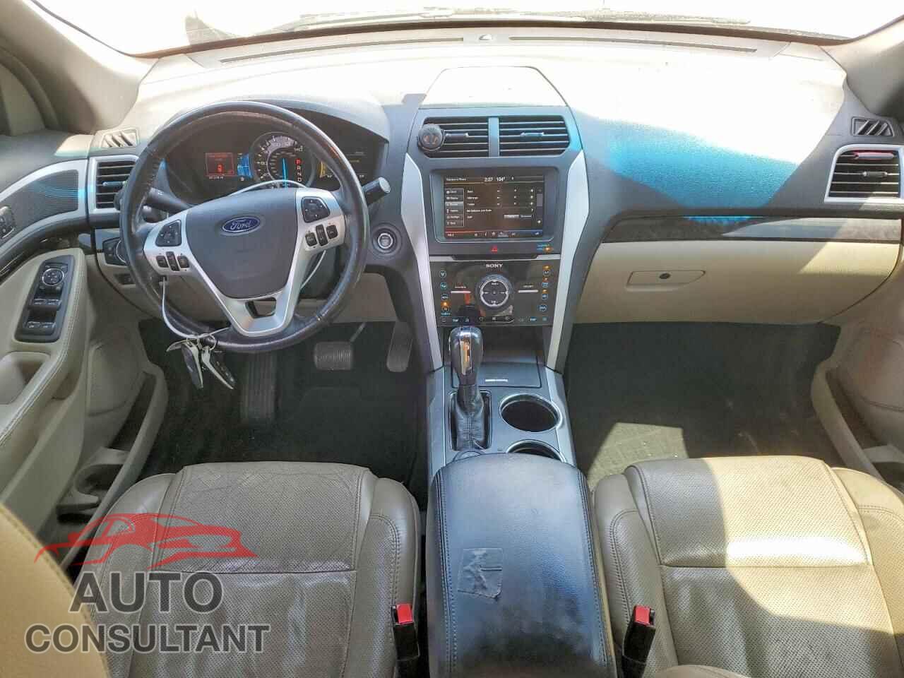 FORD EXPLORER 2012 - 1FMHK8F81CGA10889