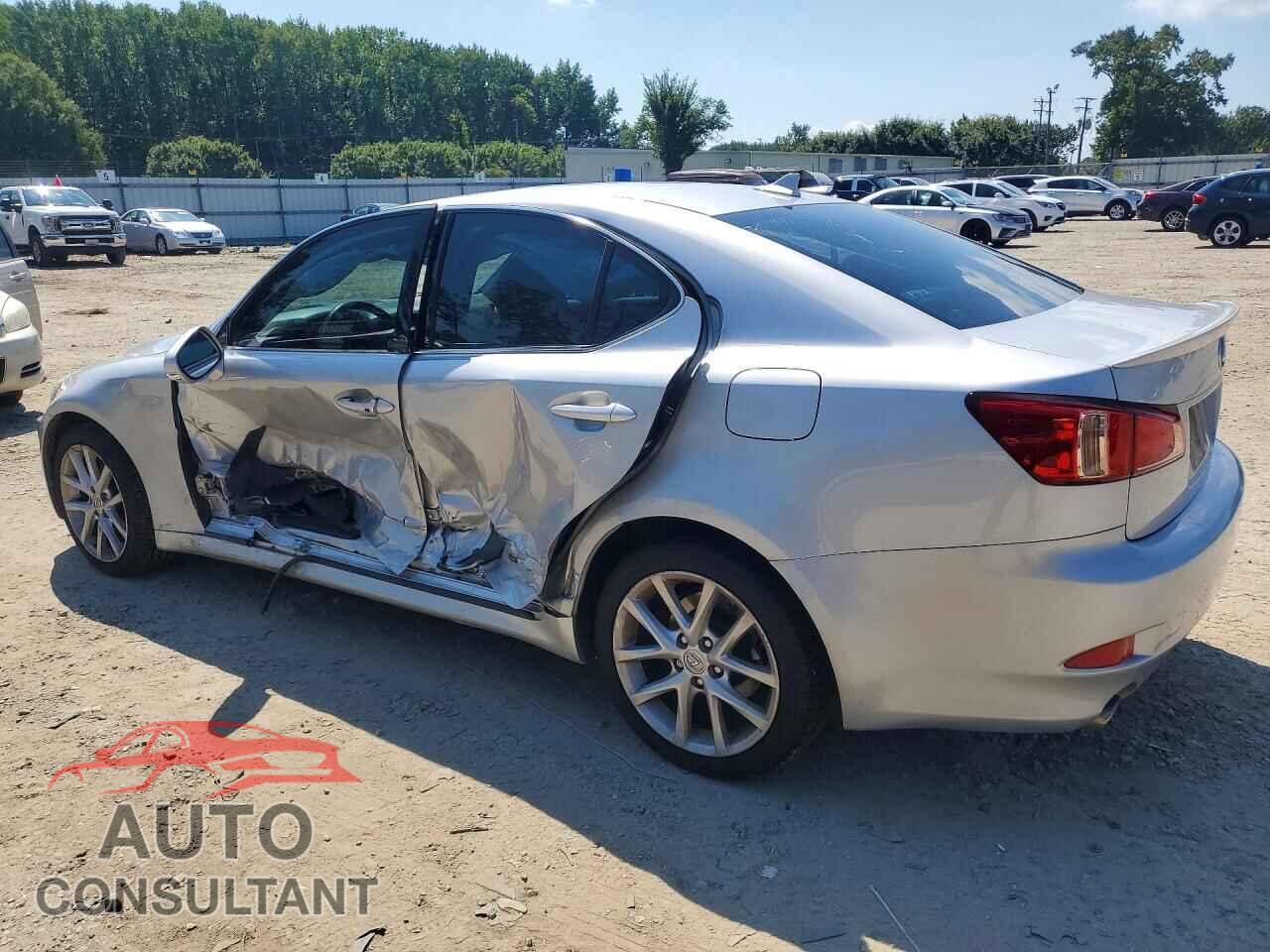 LEXUS IS 2012 - JTHCF5C24C5056521