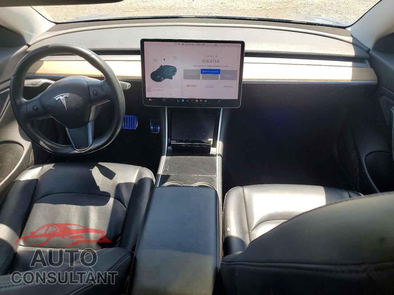 TESLA MODEL 3 2018 - 5YJ3E1EAXJF008101